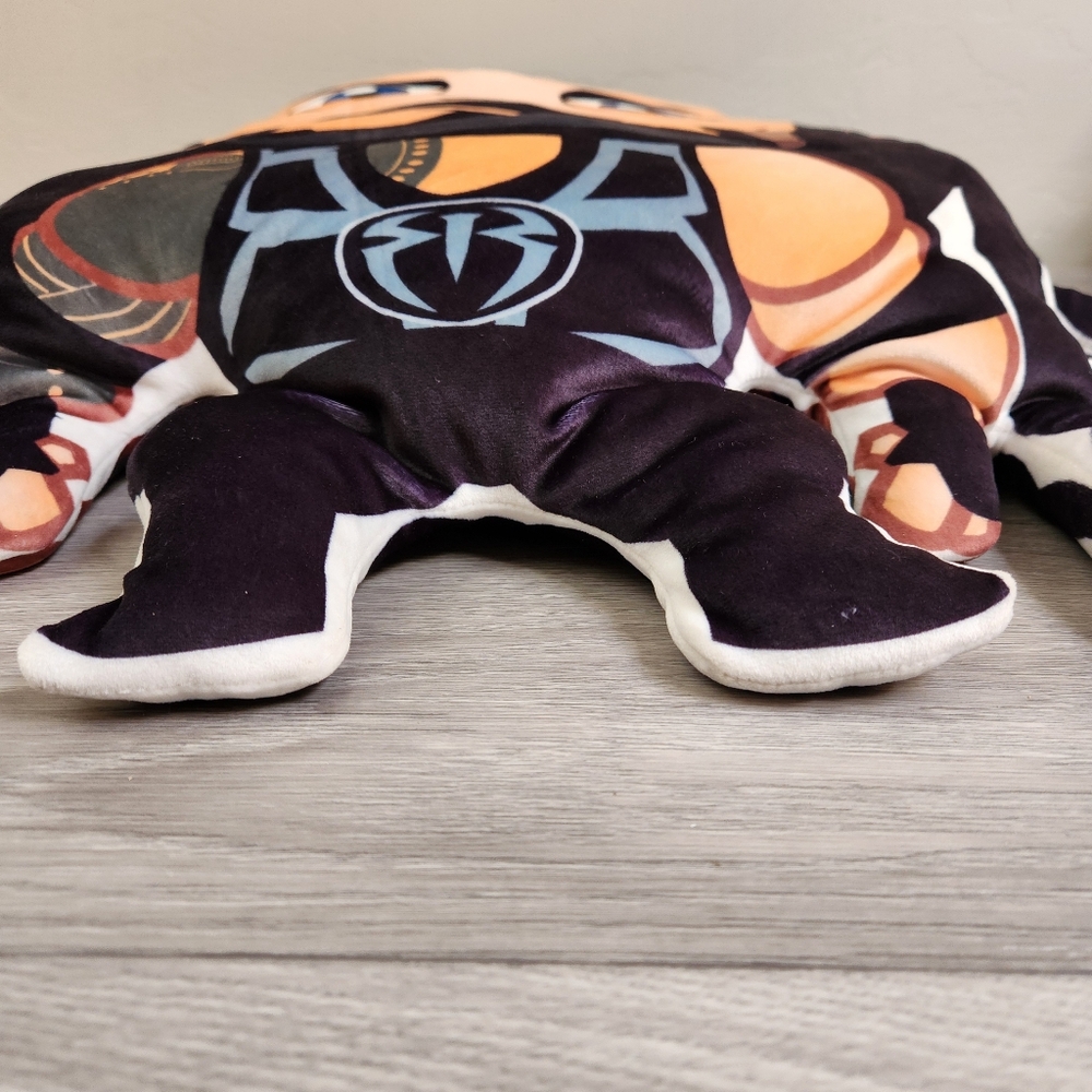 Northwest WWE Roman Reigns Cloud Pillow Plush Pal - Picture 8 of 10